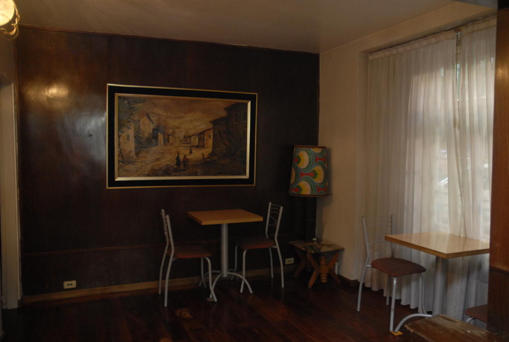 Hotel Aries Buenos Aires Exterior photo